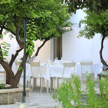 Palazzo Circolone Szálloda 4*