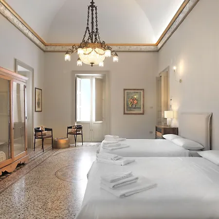 Palazzo Circolone 4* Poggiardo