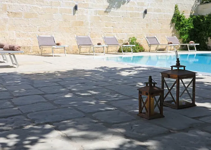 Palazzo Circolone 4* Poggiardo